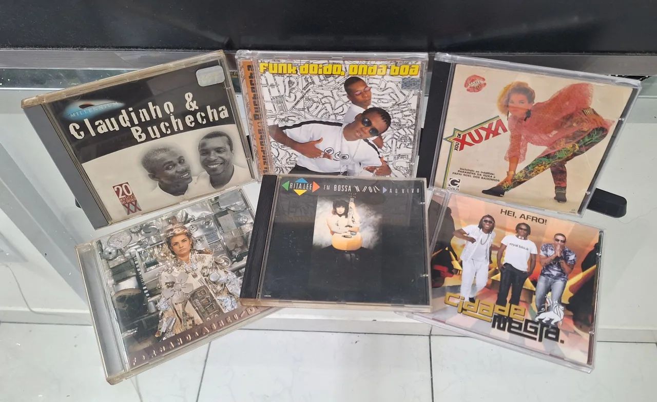Coleção de CDs Rita Lee Claudinho Bochecha Xuxa e mais
