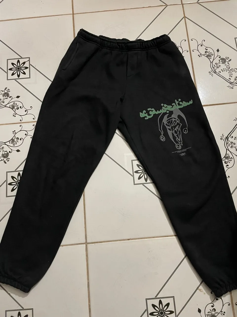 Calça de Moletom Preta com Estampa sufgang