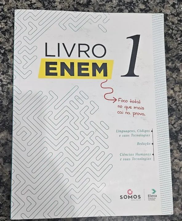 Livros pré-vestibular SOMOS e ELEVA 
