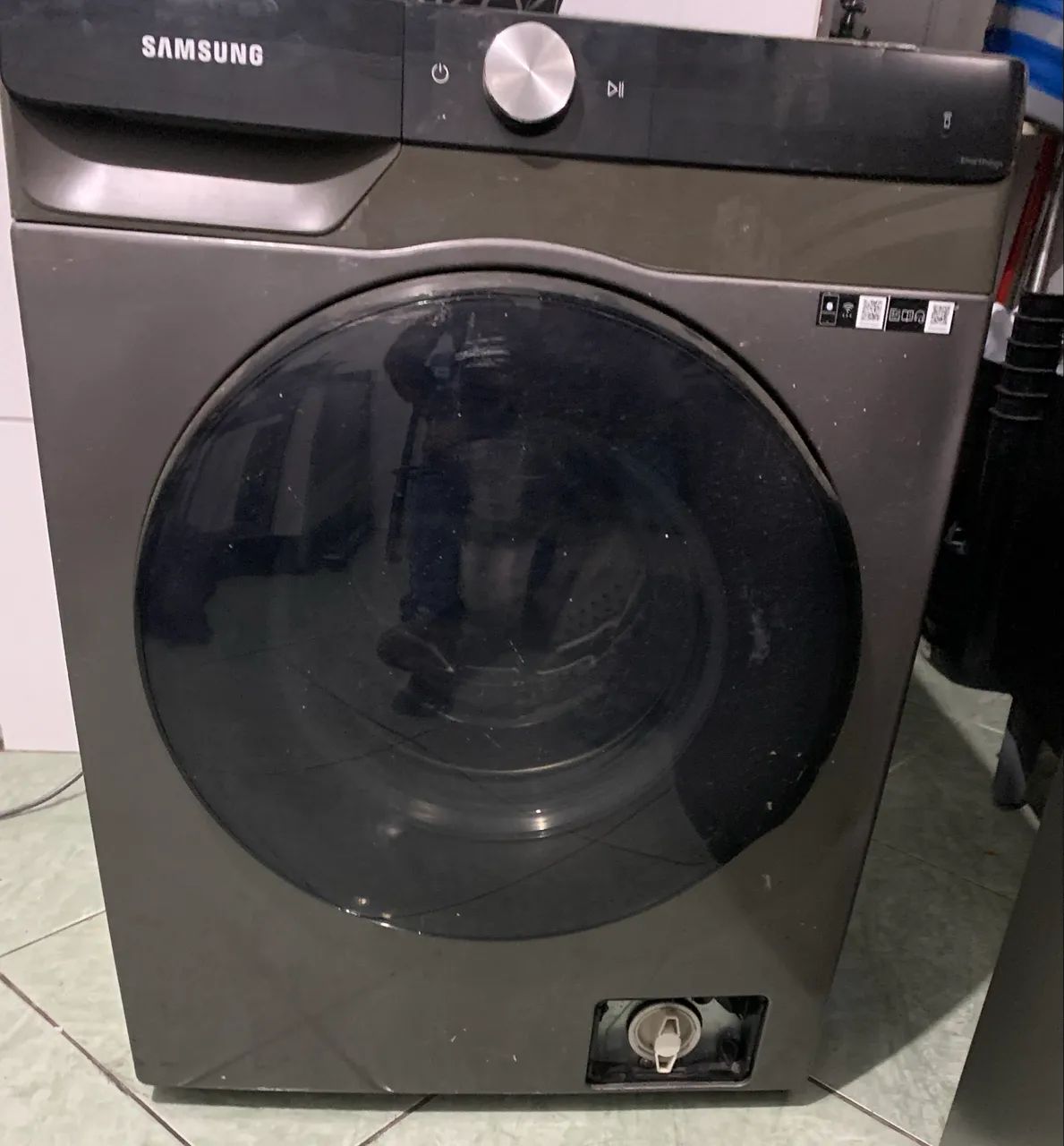 Lava e seca Samsung 13k Wd13t com Wi-Fi modelo novo 