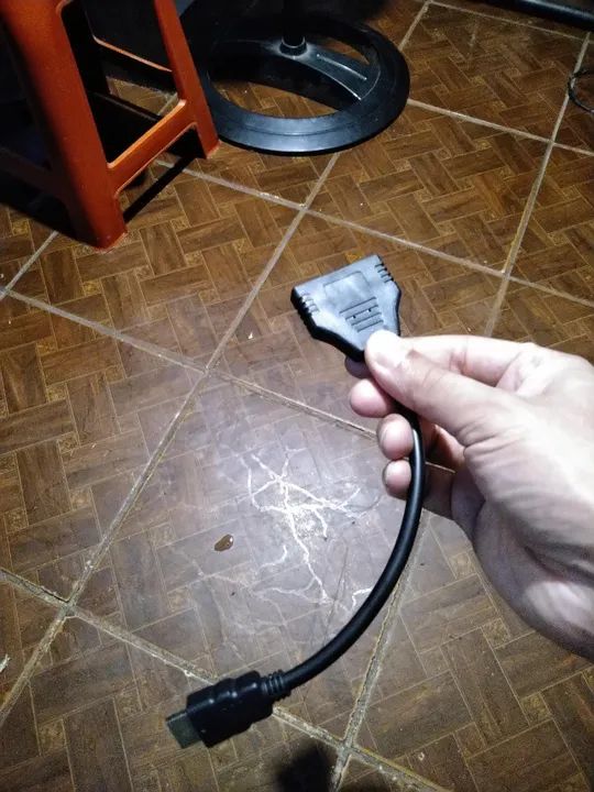 adaptador hdmi com duas saida hdmi macho e femea - Foto 2