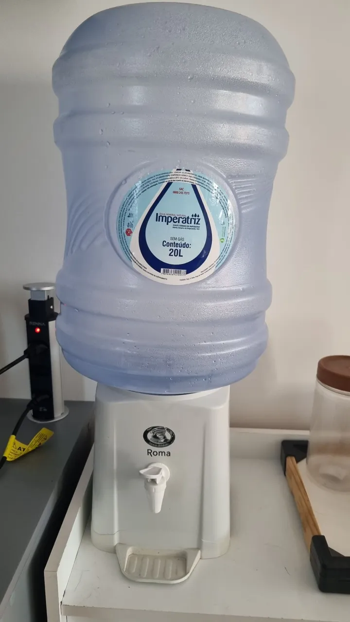 Bebedouro com Galão de Água 20L Imperatriz - Roma