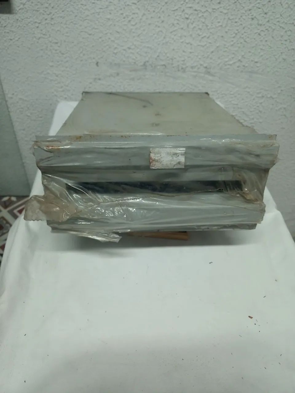 Caixa de correio de metal NOVA - Foto 3