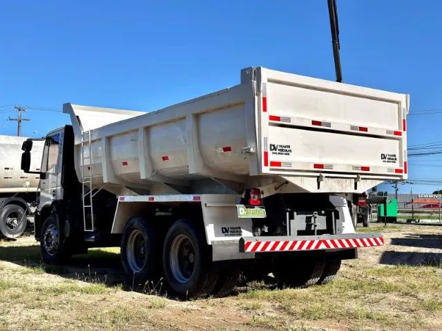 IVECO/TECTOR 240E22 6x2 - 2014/2014 - Foto 2