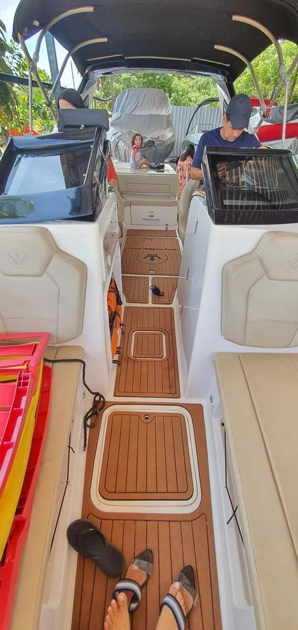 Lancha Royal Mariner 270 proa aberta Motor Volvo penta 280 2017 - Foto 7