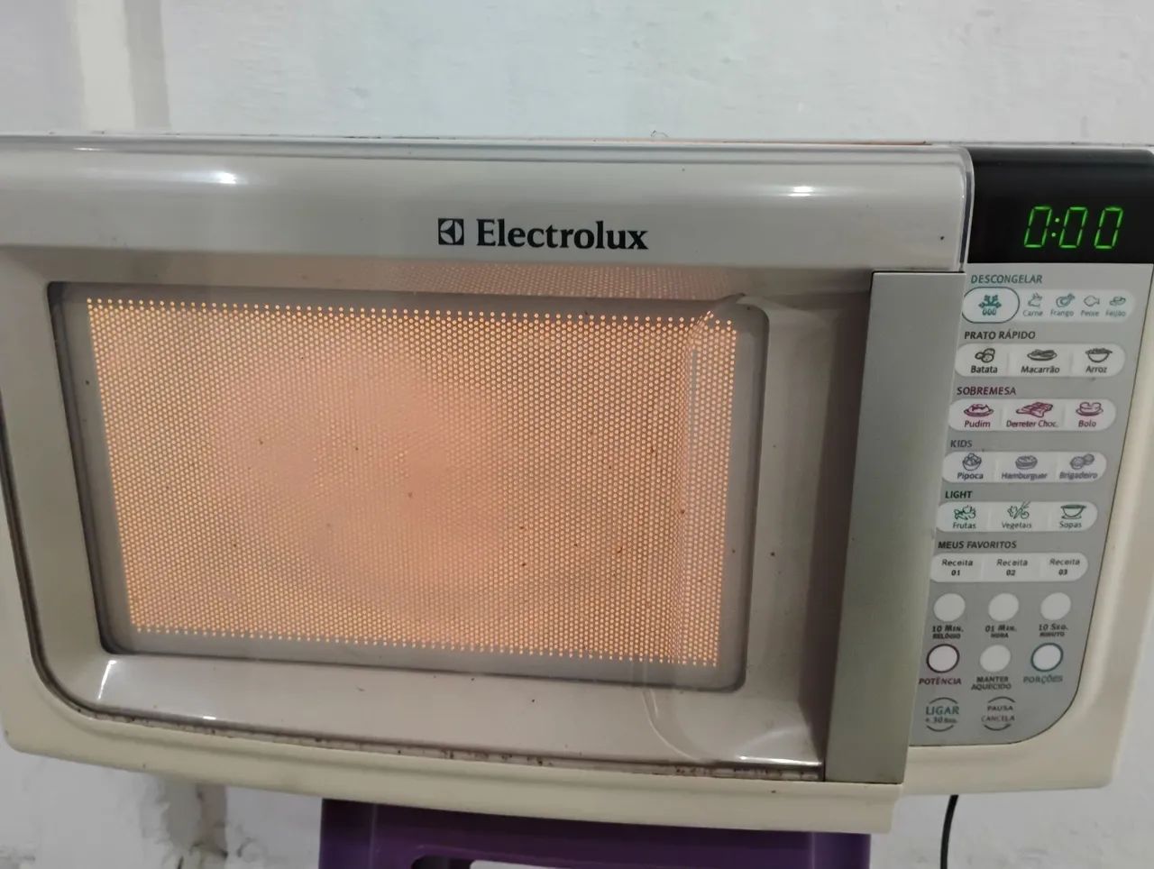 Microondas Eletrolux grande 