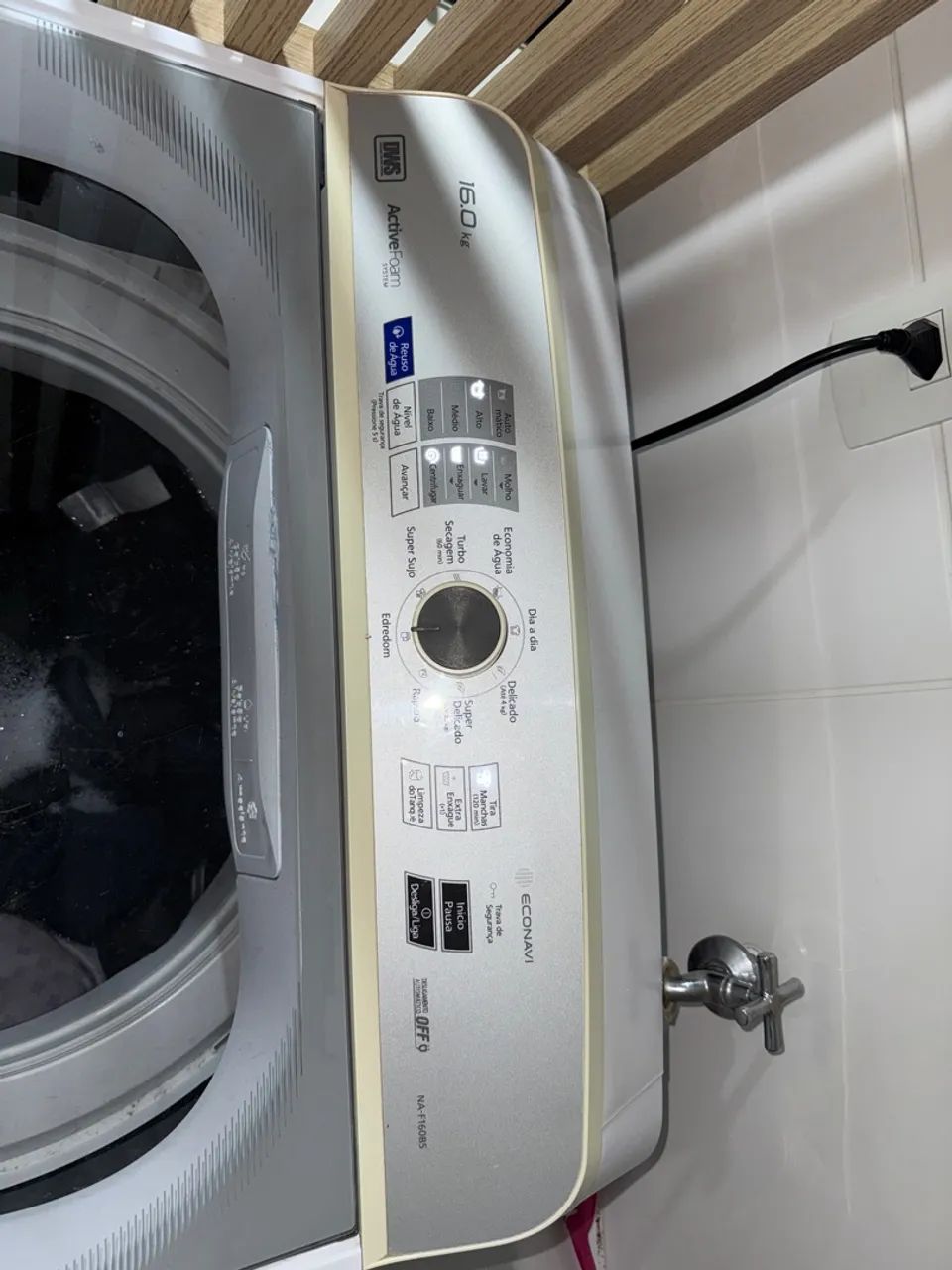 Lavadora de Roupas Panasonic 16kg Active Foam