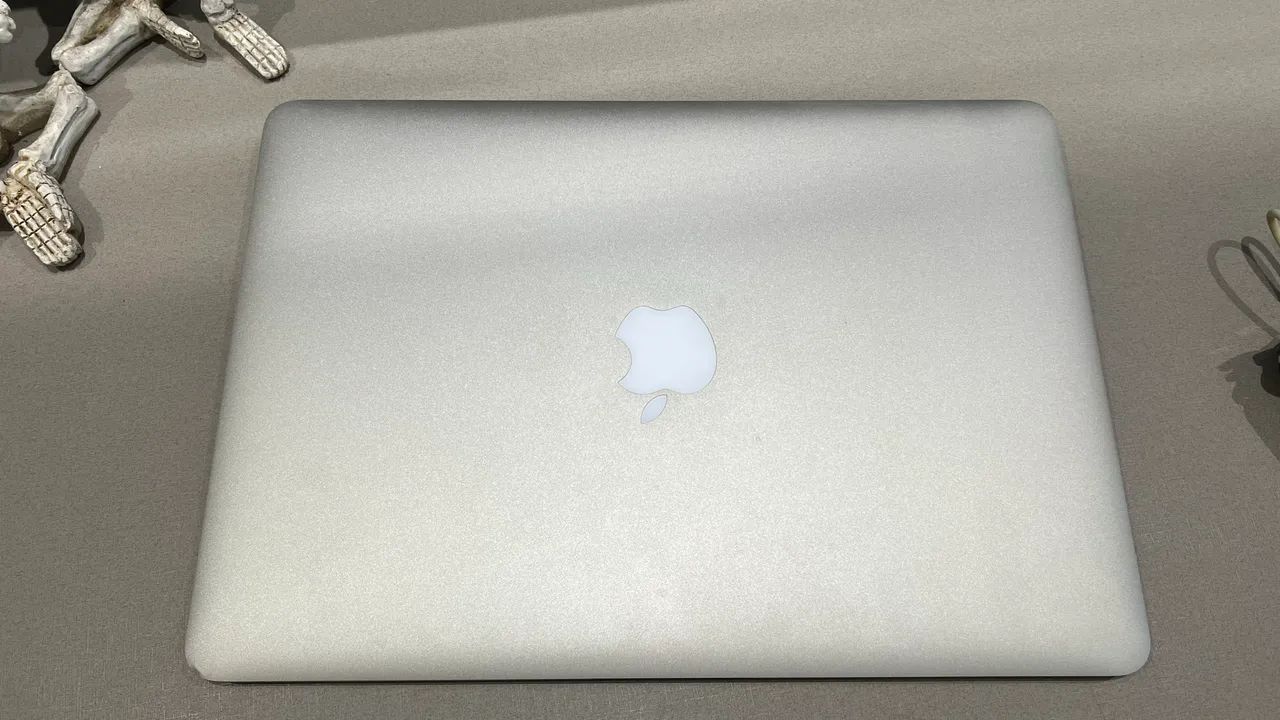 MacBook Air 13? (A1466)