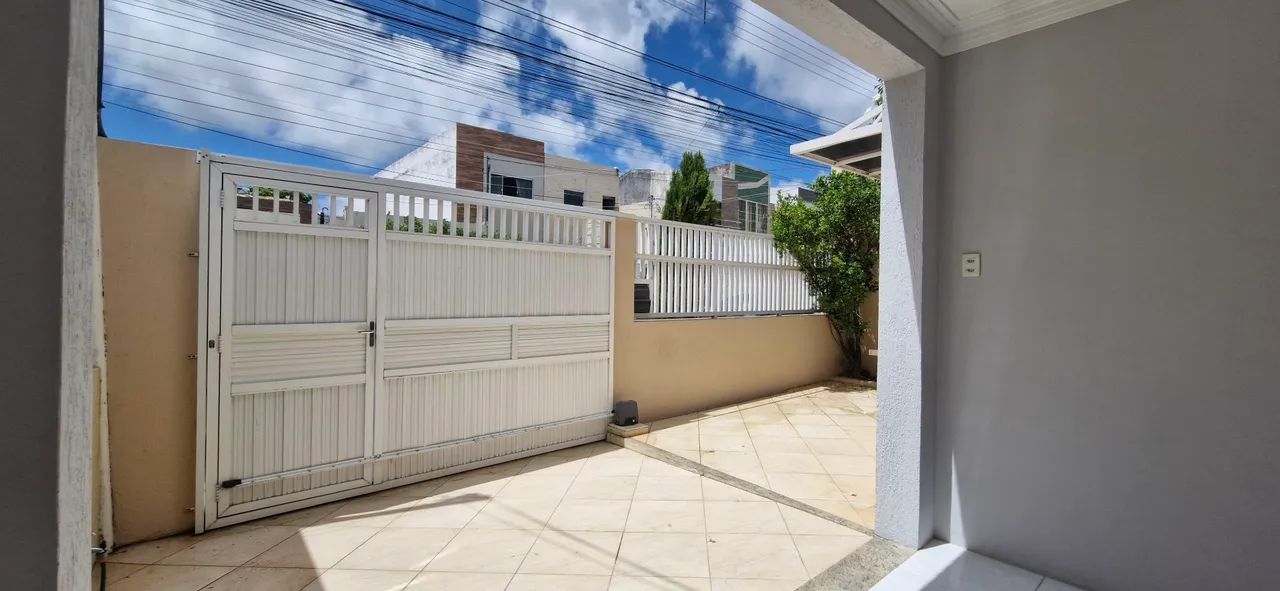 Linda Casa Reformada perto do Salesiano  - Foto 5