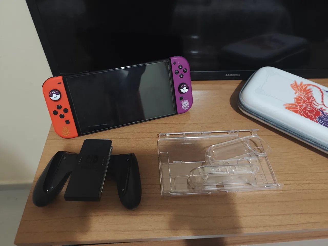 Nintendo switch OLED edição limitada Scarlet e Violet  - Foto 4