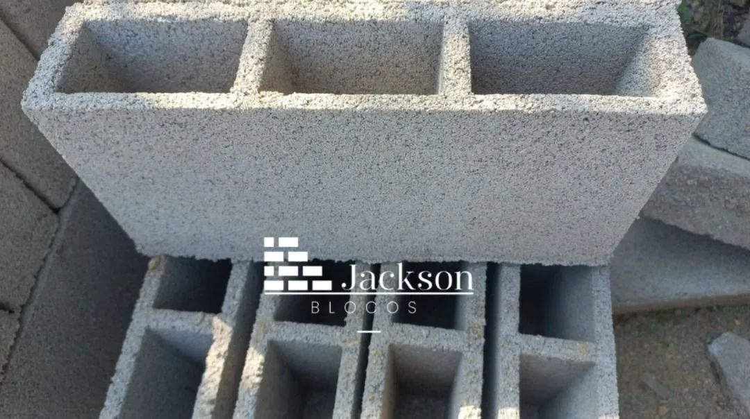Blocos de cimento 09 FRETE GRATIS - Foto 3