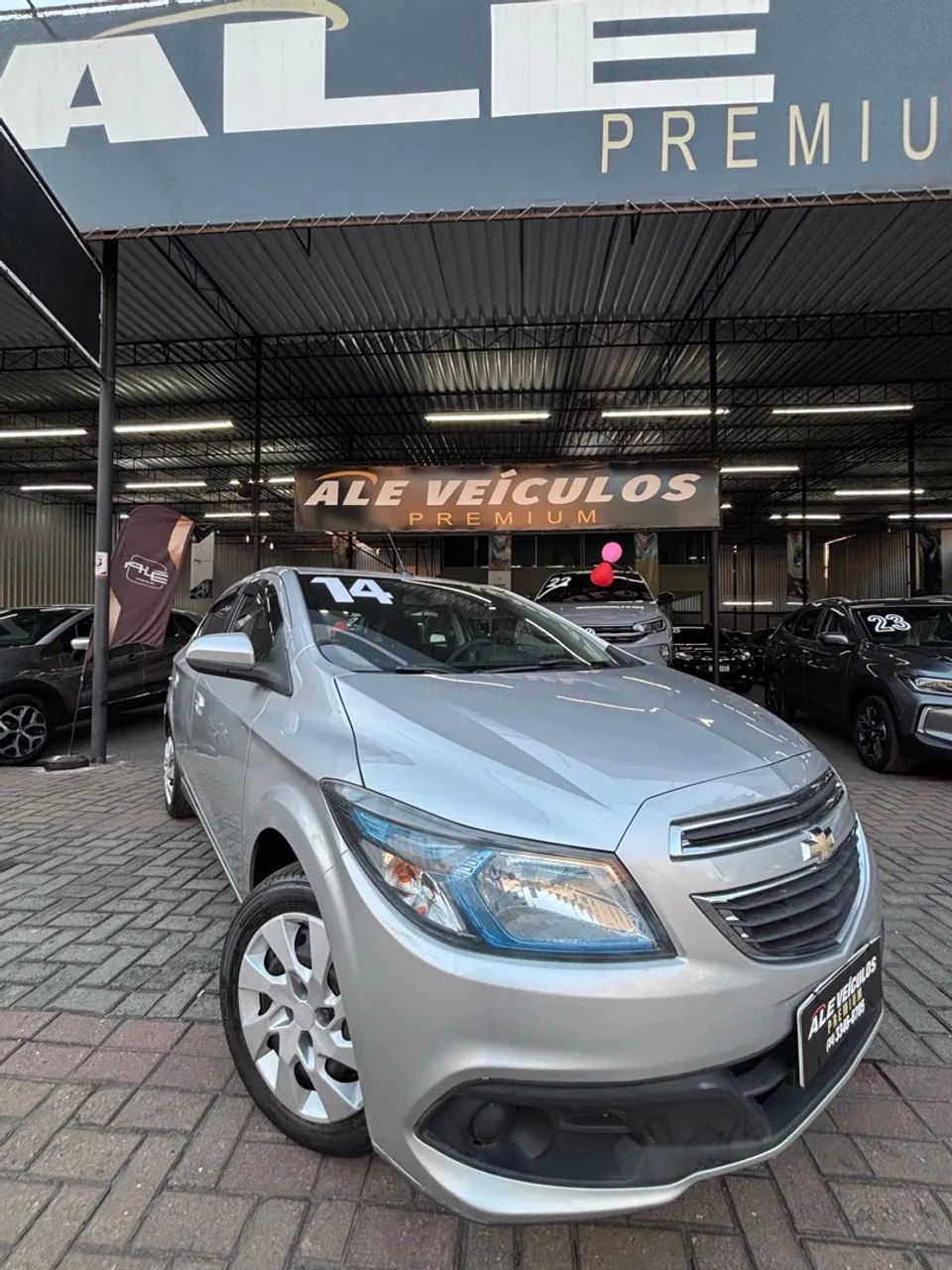 CHEVROLET ONIX 2014 LT 1.4 AUTOMÁTICO  - Foto 2