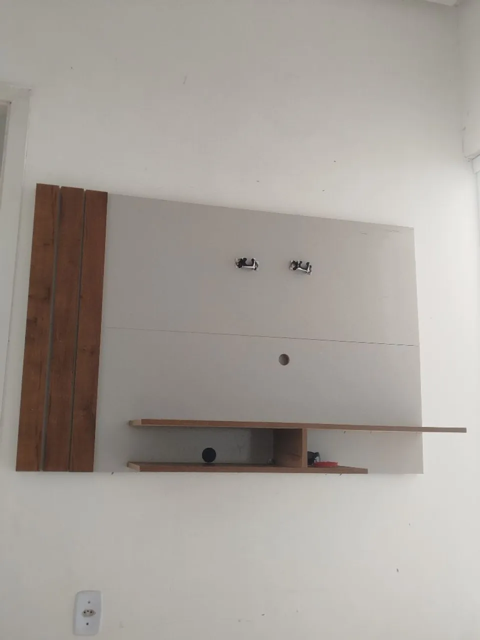 Rack de Parede com Prateleira