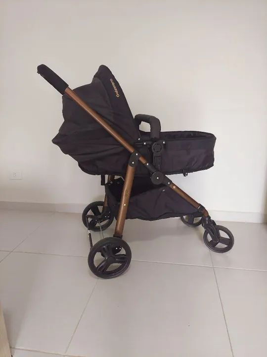 Carrinho de bebê + bebê conforto (Galzerano)  - Foto 2