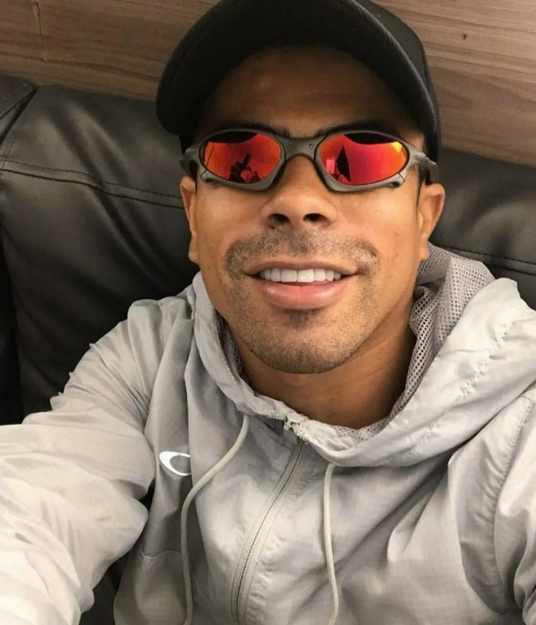 oakley penny x metal