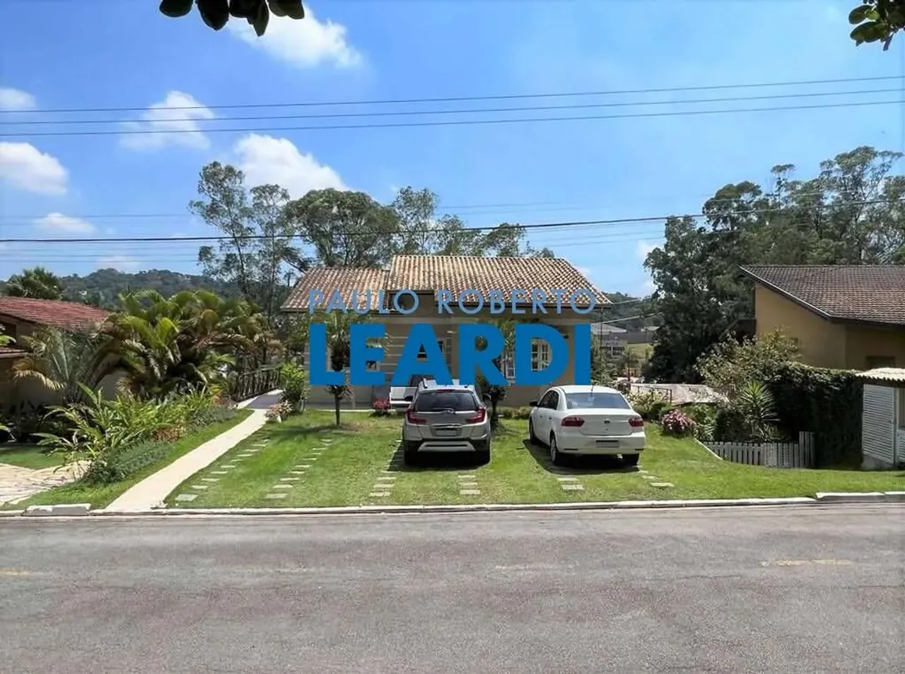 CASA EM CONDOMÍNIO - NOVA HIGIENÓPOLIS - SP
