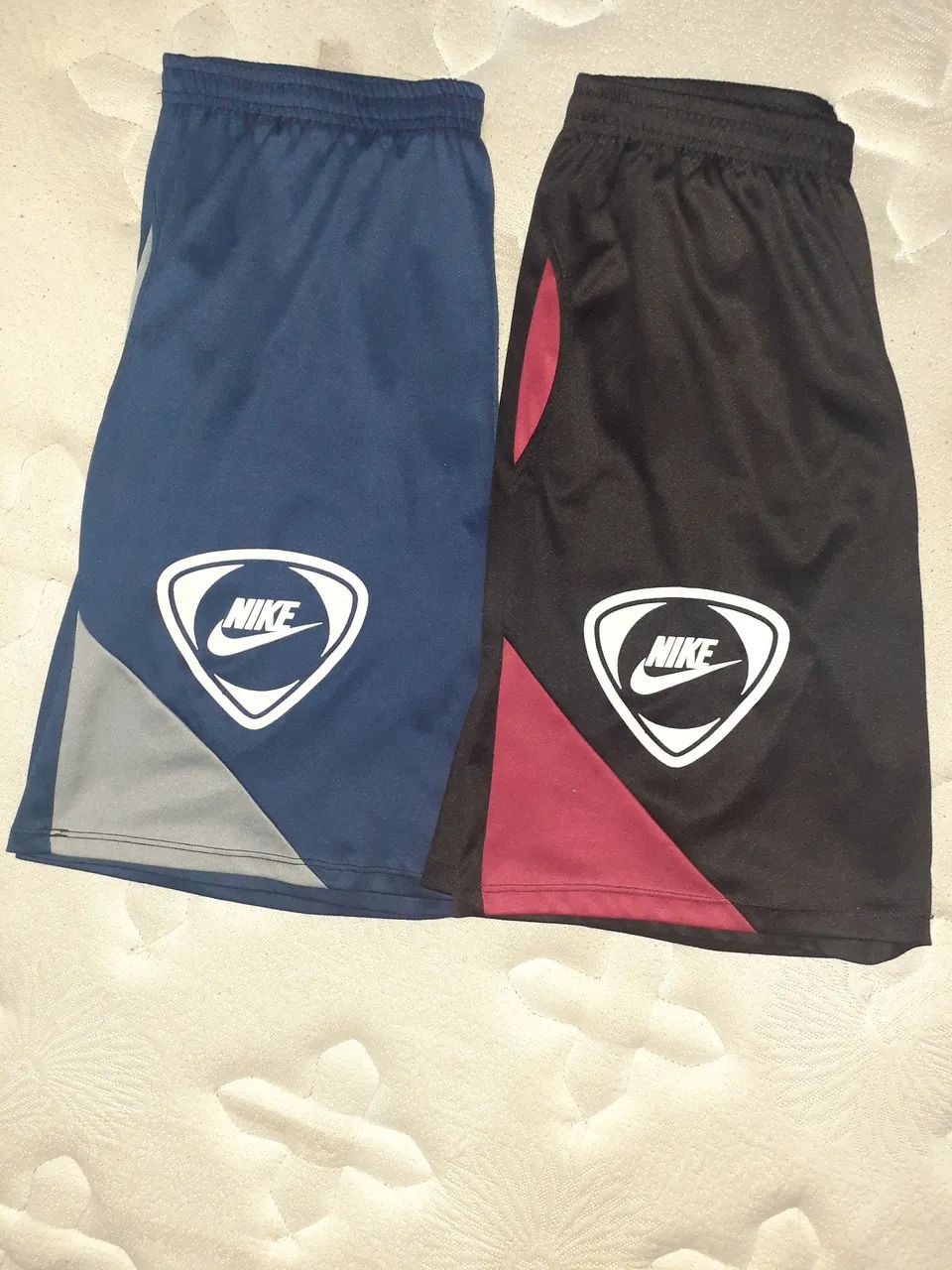 Shorts Nike - Azul e Vermelho - Tam G - Foto 2