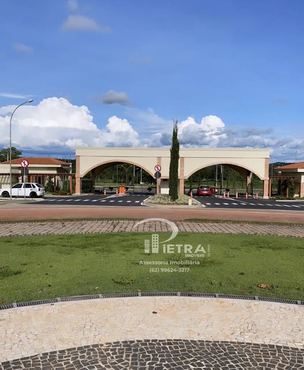 lote condomínio para venda possui 397  metros quadrados