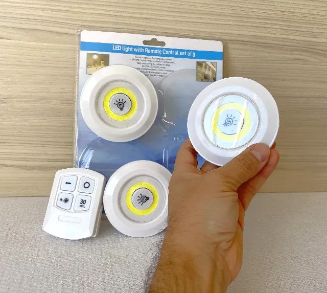 Kit com 3 Luminárias LED com Controle Remoto - Luz Branca Fria - 16 LEDs - Instalação sem  - Foto 3