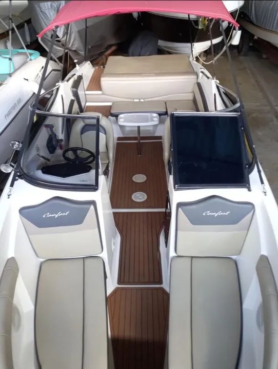 Lancha Ventura 23 motor Yamaha 200hp ano 2018 homologada 12 + 1 - Foto 5