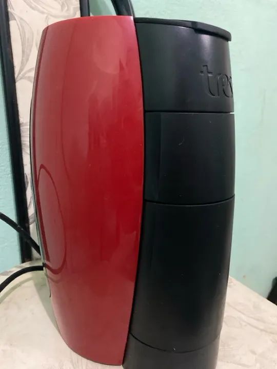 Cafeteira expressa três corações 