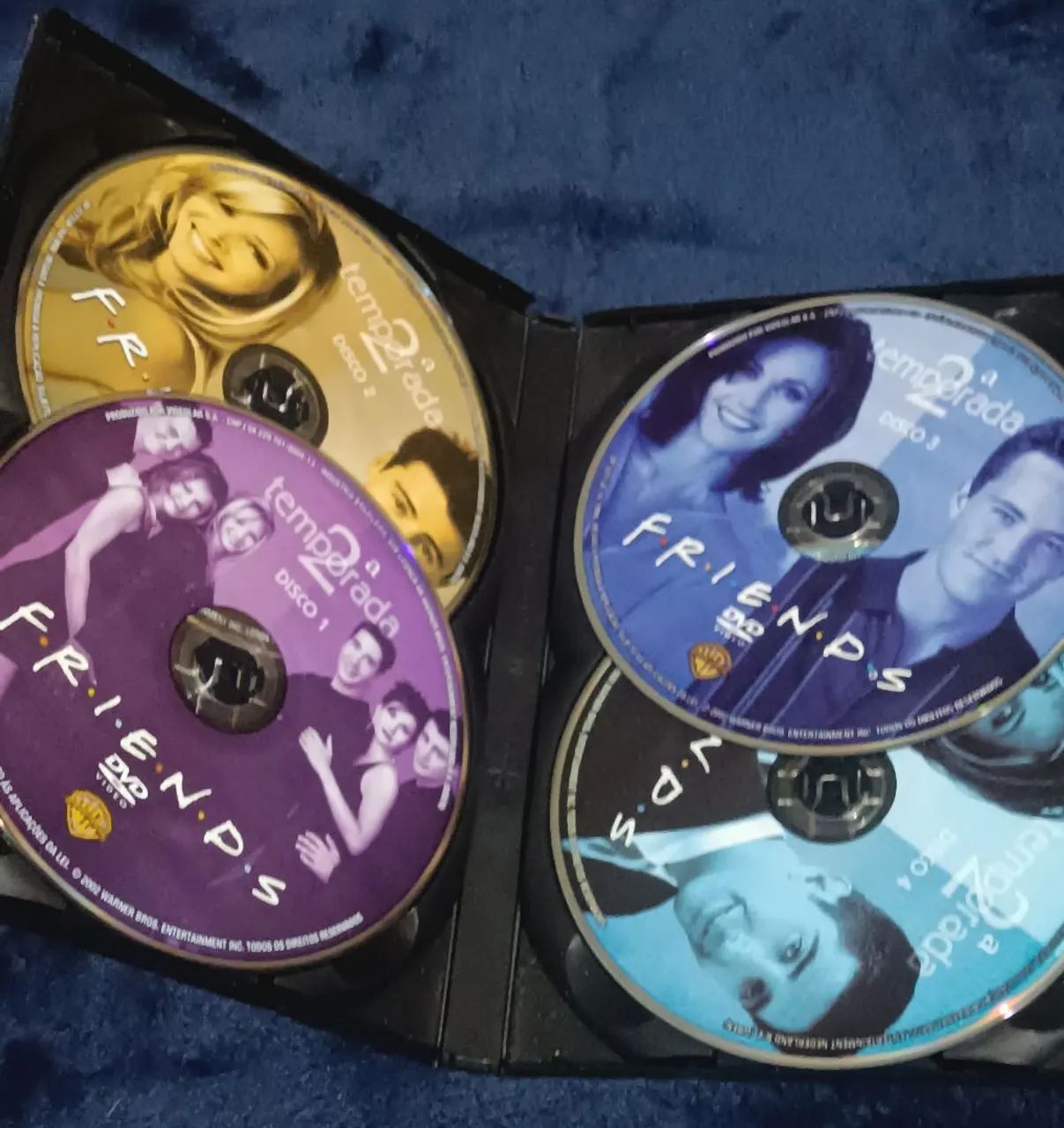 Friends - Coleção em DVD - 1° e 2° Temporadas Completa - Foto 3