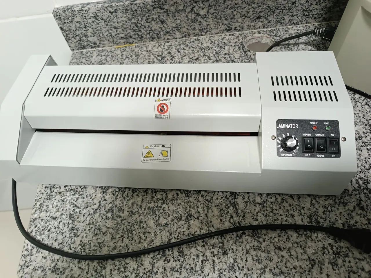 Laminador de Papel A4 semi novo