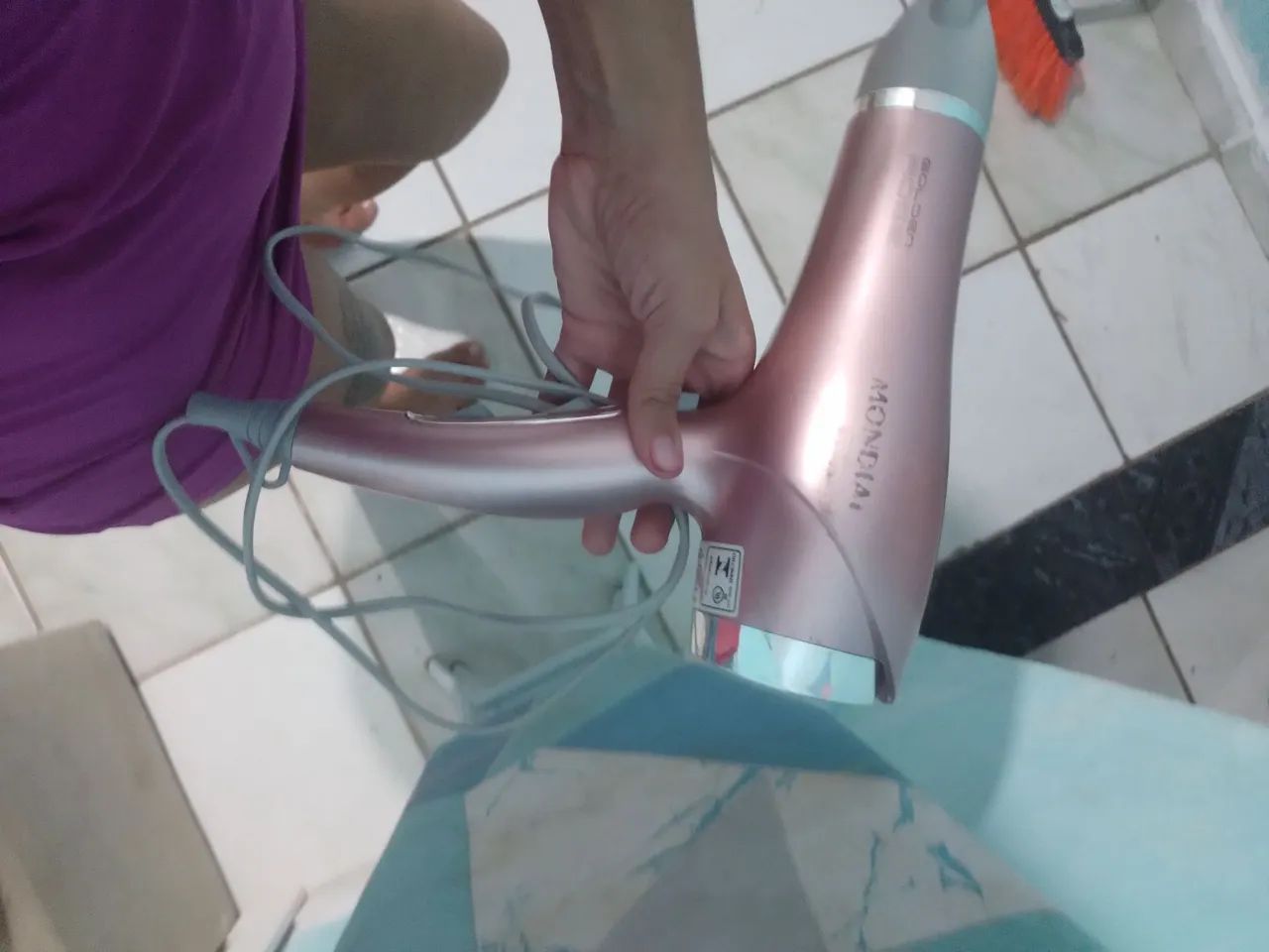 Secador de Cabelo Mondial Golden Rose