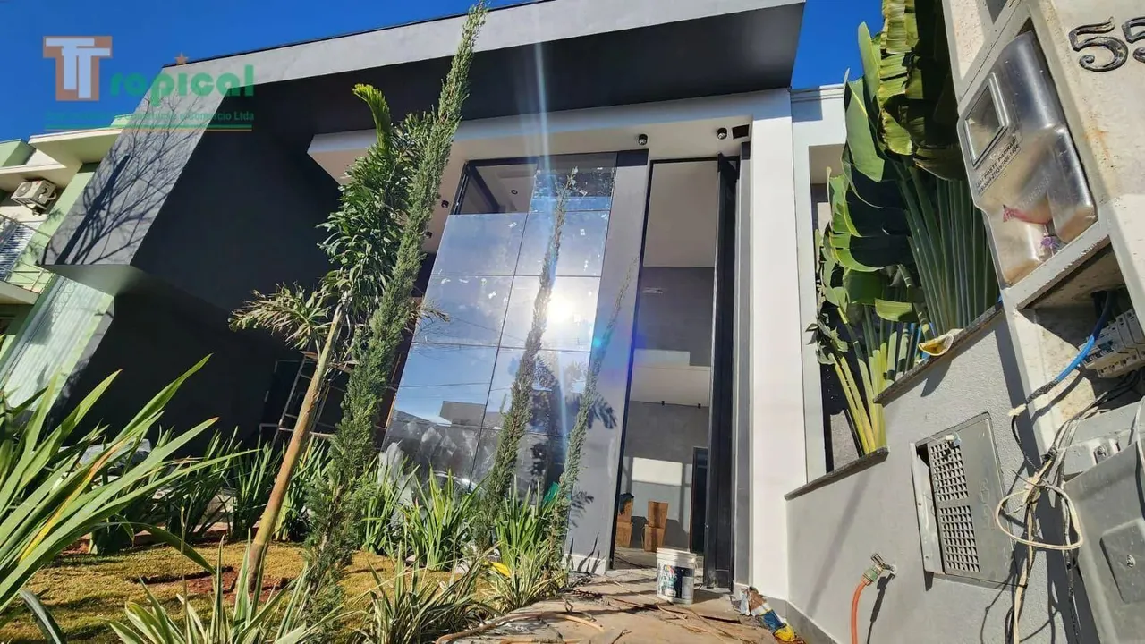 Casa com 3 dormitórios à venda, 168 m² por R$ 1.390.000 - Parque Olívio Franceschini - Hor