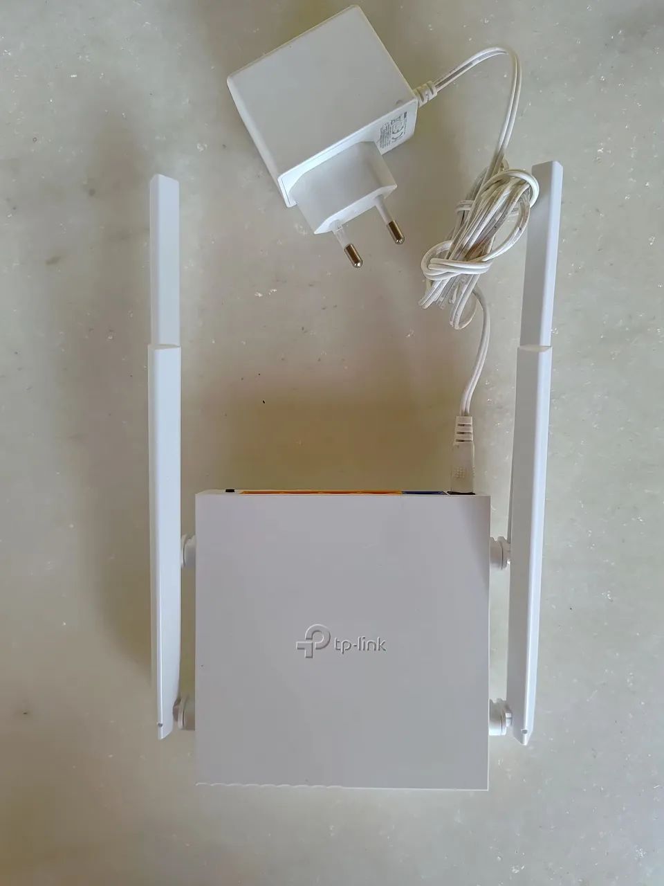 TP-Link Wi-Fi Router with 2 Antennas + Original Power Supply64300789869187121