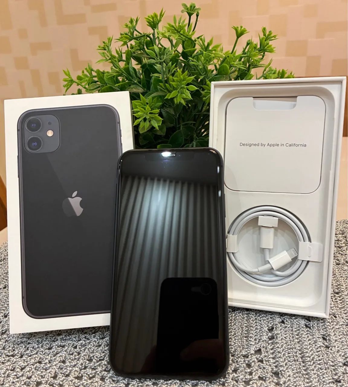 iPhone 11 64GB - Preto