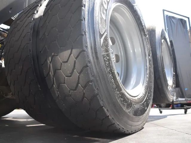 VOLVO FH 460 GLOBETROTTER 6X2 ANO 2021 - Foto 4