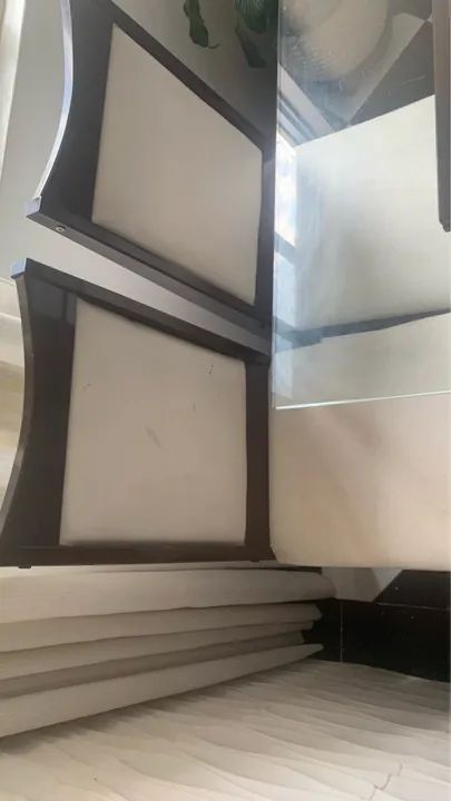 Mesa de Jantar de Vidro e Madeira - Foto 4