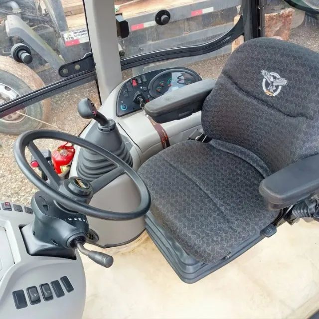 Retroescavadeira CASE 580N - 4X4 - Ano 2021 - Foto 4