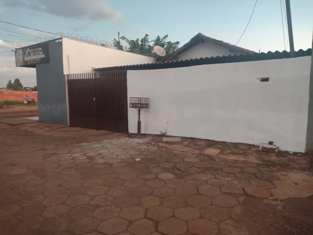 Casa no Caiobá 3 quartos ao lado do mercado 