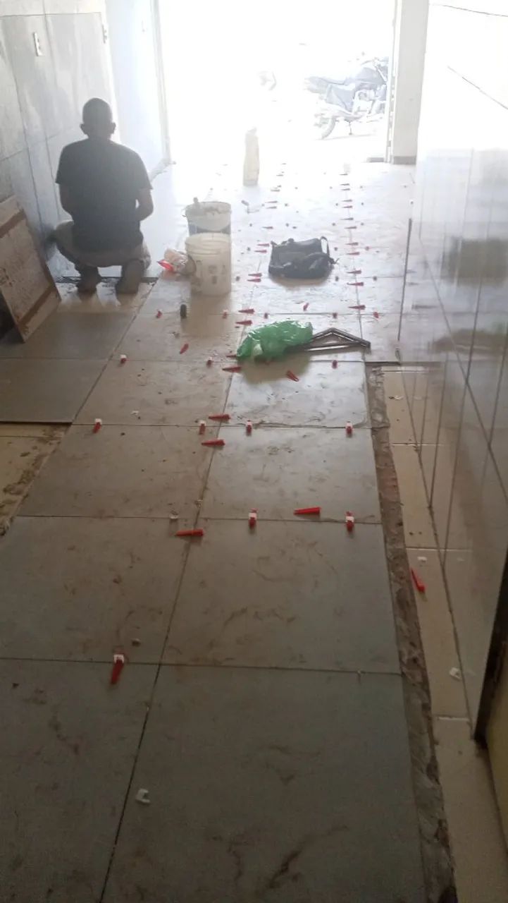 Serviços de construção e reparos