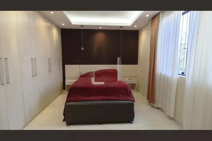 Casa à Venda - Havaí, 3 Quartos, 290 m2 - Foto 5