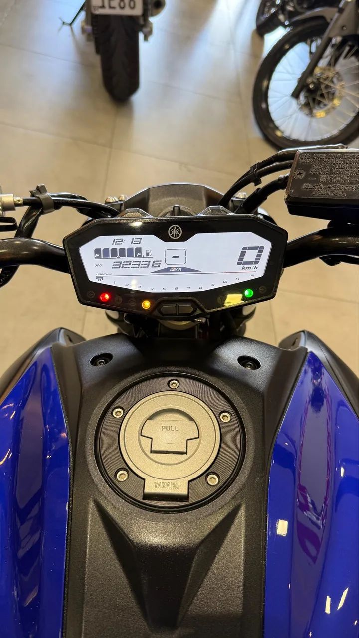 YAMAHA MT-07  - Foto 5