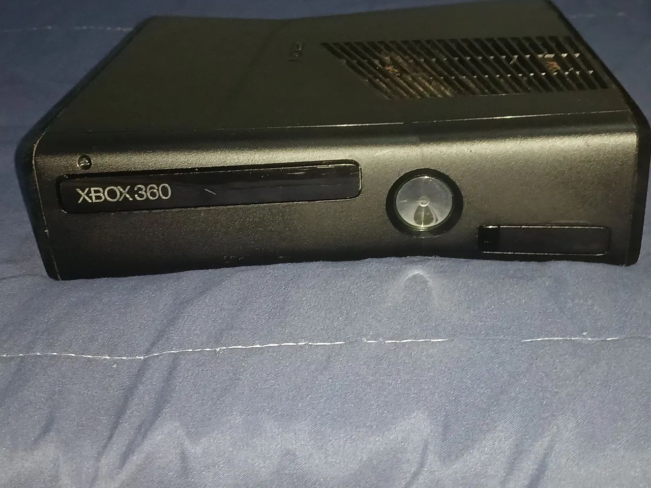 Xbox 360 Slim Ltu com defeito  - Foto 3