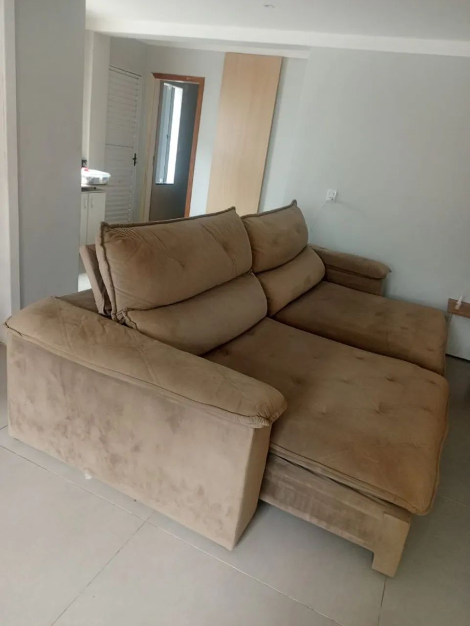Vendo sofá retratio e reclinável em Ótimo estado 