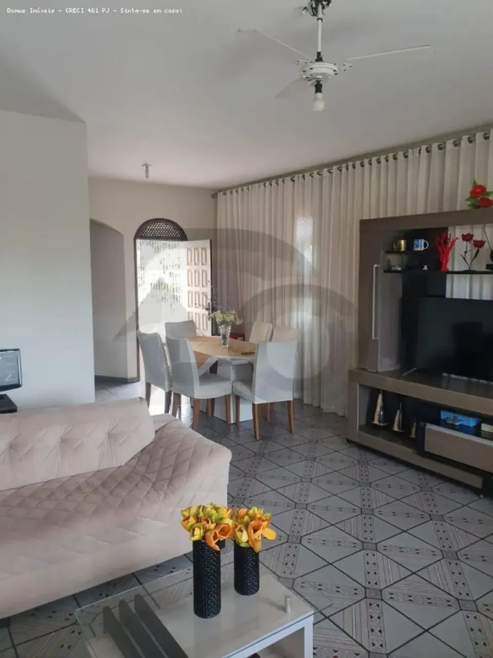 Casa Espaçosa com 7 Quartos e 3 Suítes à Venda no Pereira Lobo - Foto 5