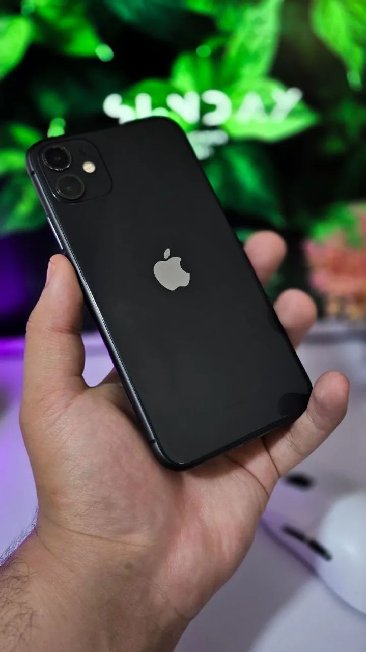 iPhone 11 (128GB)  - Faça sua proposta - Foto 5