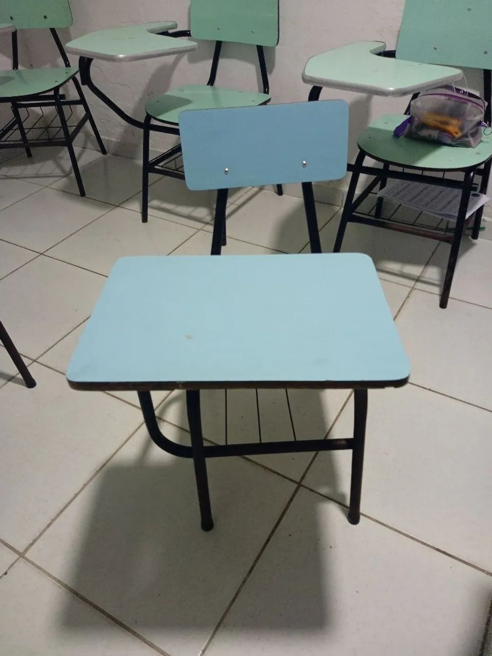 Cadeira e mesa escolar  - Foto 5