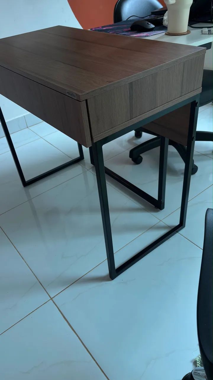 Mesa de escritório em ótimo estado  - Foto 3