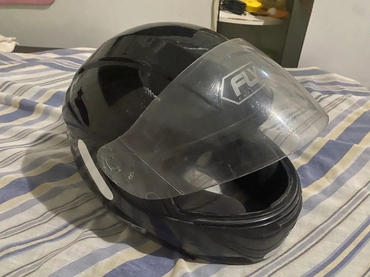 Capacete pouco usado  - Foto 2