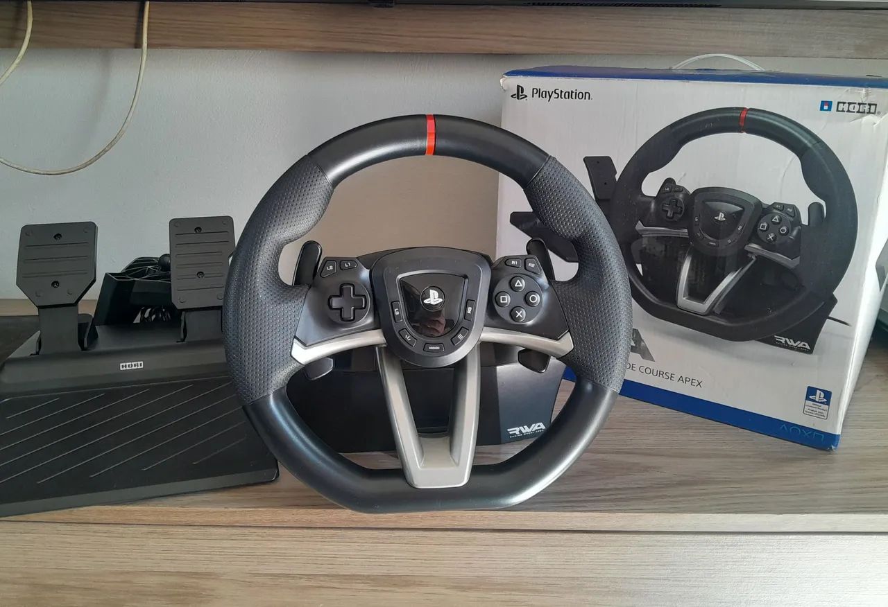 Volante HORI - PS4, PS5 e PC