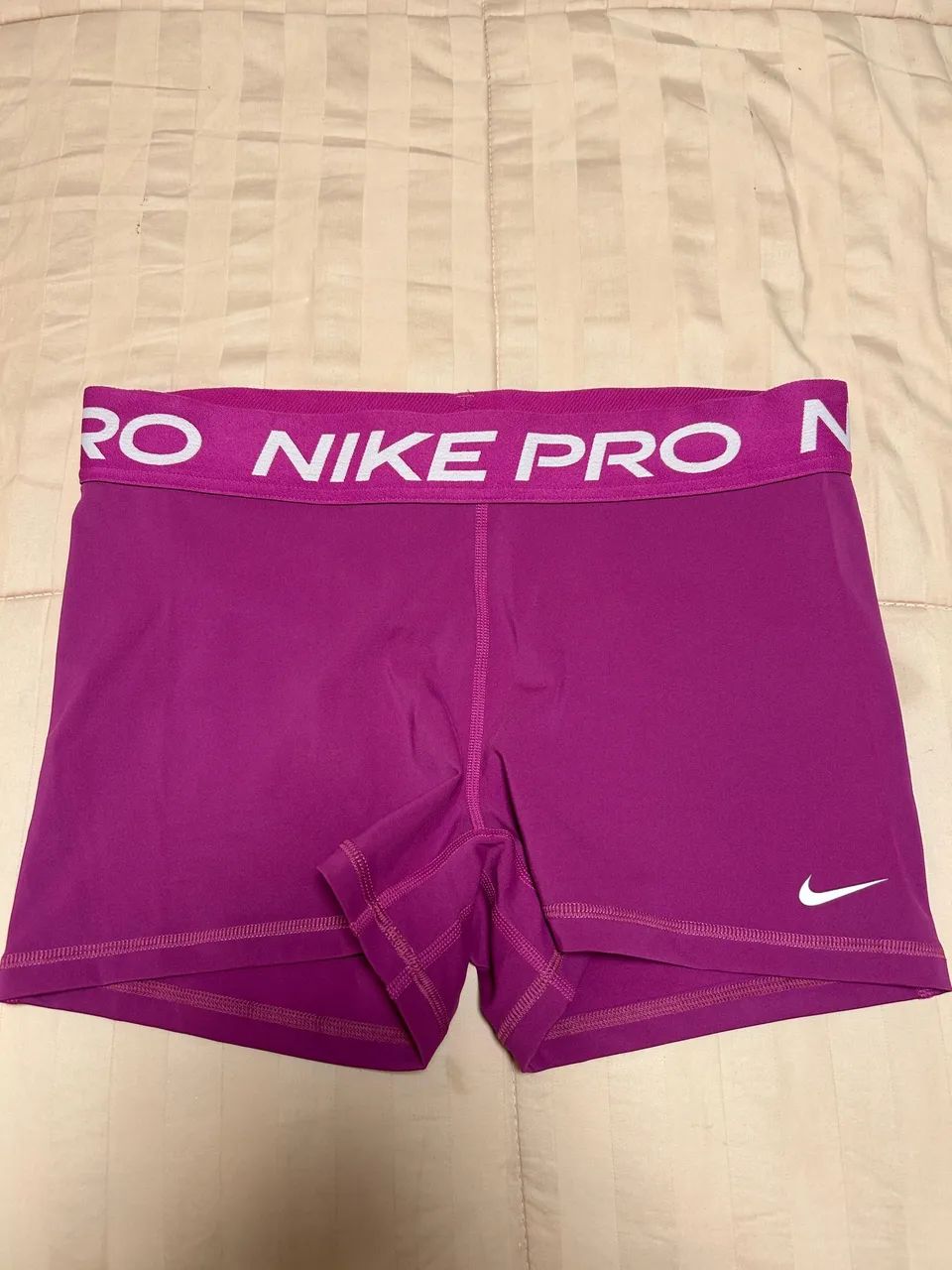 Shorts Nike Pro Rosa G Novo