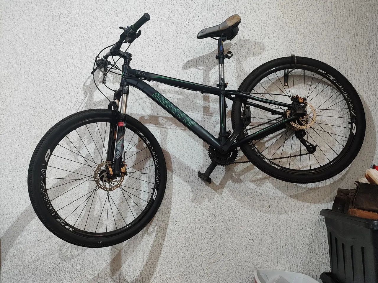Vende-se bicicleta. 