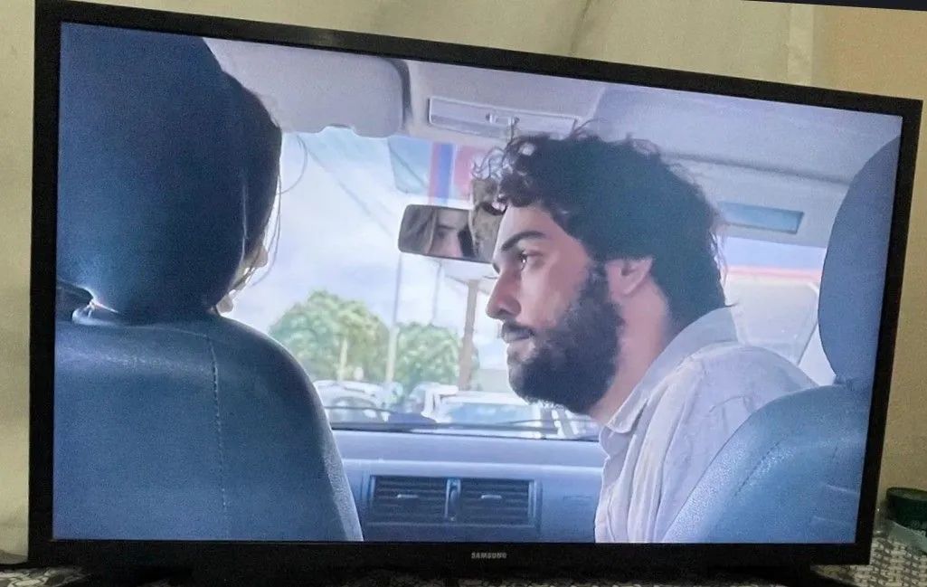 TV Samsung 32' Polegadas C/Borda infinita - Foto 4