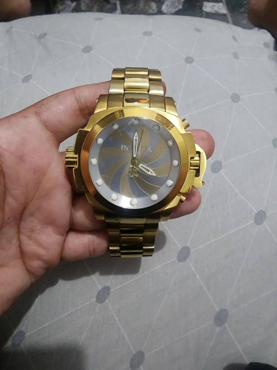 Relogio invicta lindo original 2 em 1 fundo abre e fecha - Foto 2
